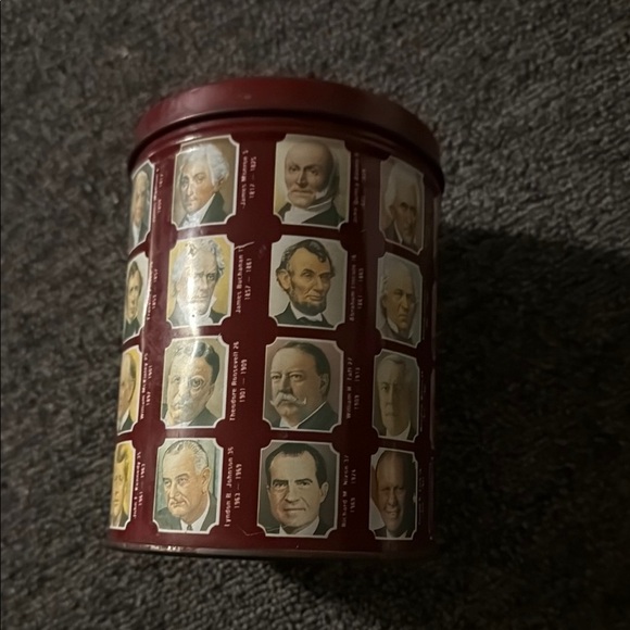 Vintage Presidential Collectible Tin - Red 1989 Valleybrook - Picture 7 of 8